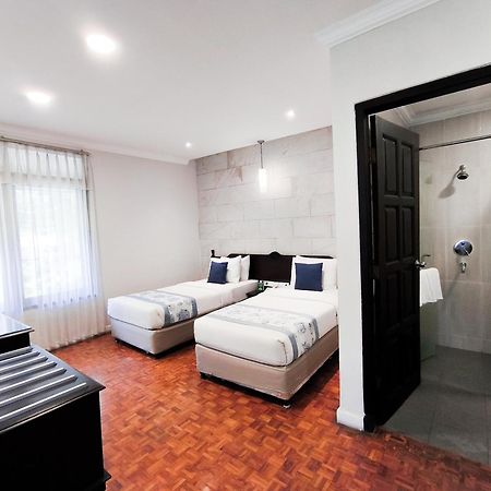 Puteri Gunung Hotel Lembang Ngoại thất bức ảnh