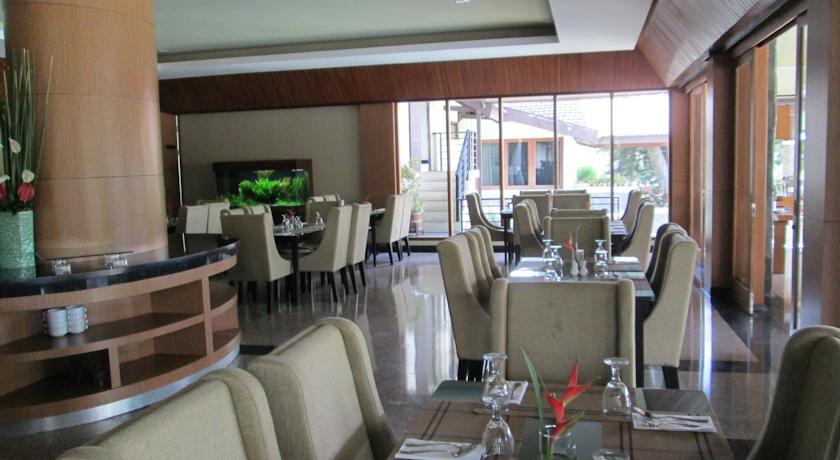 Puteri Gunung Hotel Lembang Ngoại thất bức ảnh
