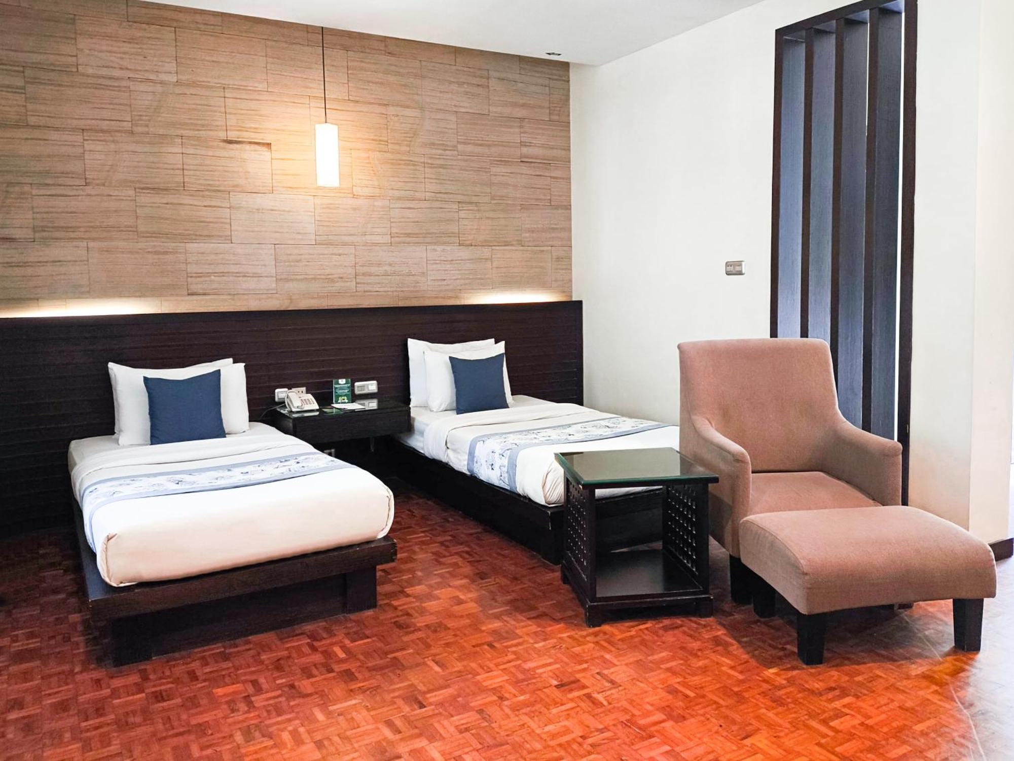 Puteri Gunung Hotel Lembang Ngoại thất bức ảnh